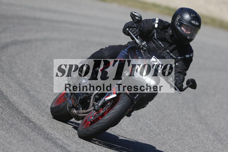 /06 08.04.2026 Cornu Master School ADR/Gruppe gruen/28